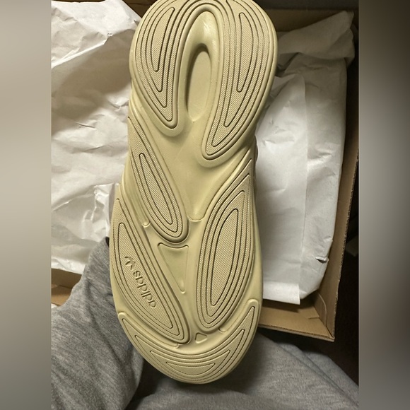 Adidas Ozelia Shoes - Picture 8 of 10